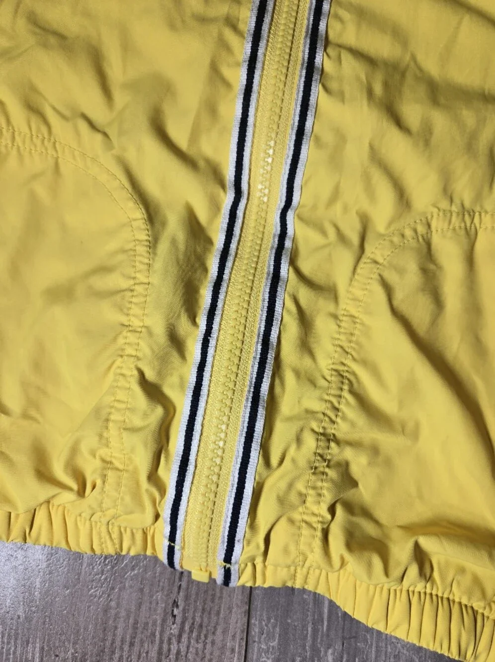 Gymboree Yellow Hooded Windbreaker Jacket Boys XS (4)